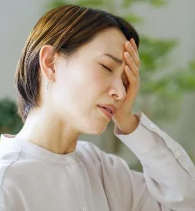 糖尿病で食後に眠くなるのはなぜ？血糖値の変動と体の仕組みをわかりやすく解説